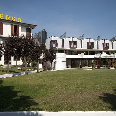 Albergo Ristorante Da Domenico Monte San Savino Exteriér fotografie