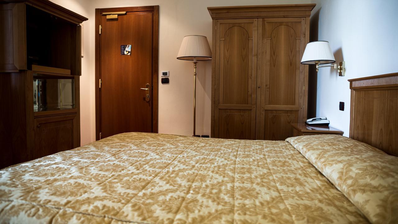 Albergo Ristorante Da Domenico Monte San Savino Exteriér fotografie